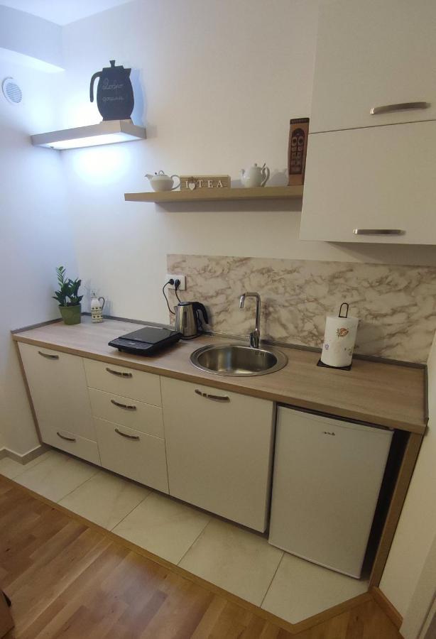 Apartmani Stari Aerodrom Podgorica Extérieur photo